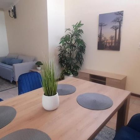 Impala Suite -Entire Unit- 2 Bedroom With 1 Ensuite Bathroom Ladysmith Exteriér fotografie