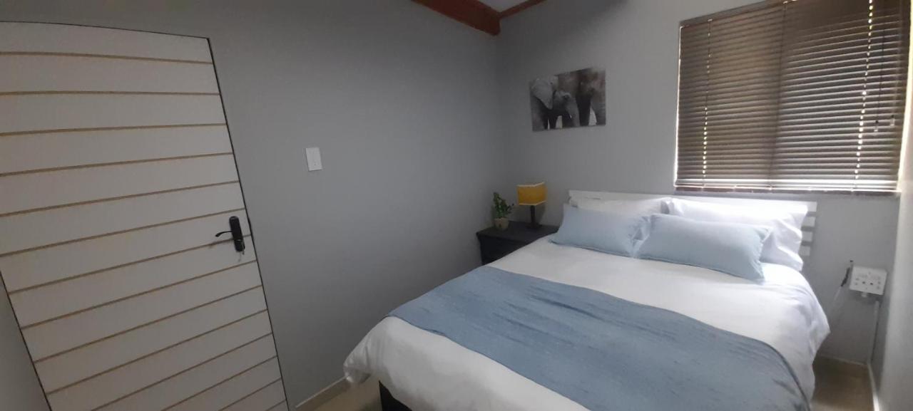Impala Suite -Entire Unit- 2 Bedroom With 1 Ensuite Bathroom Ladysmith Exteriér fotografie